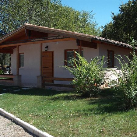 Villaggio Del Sole Giove Luaran gambar