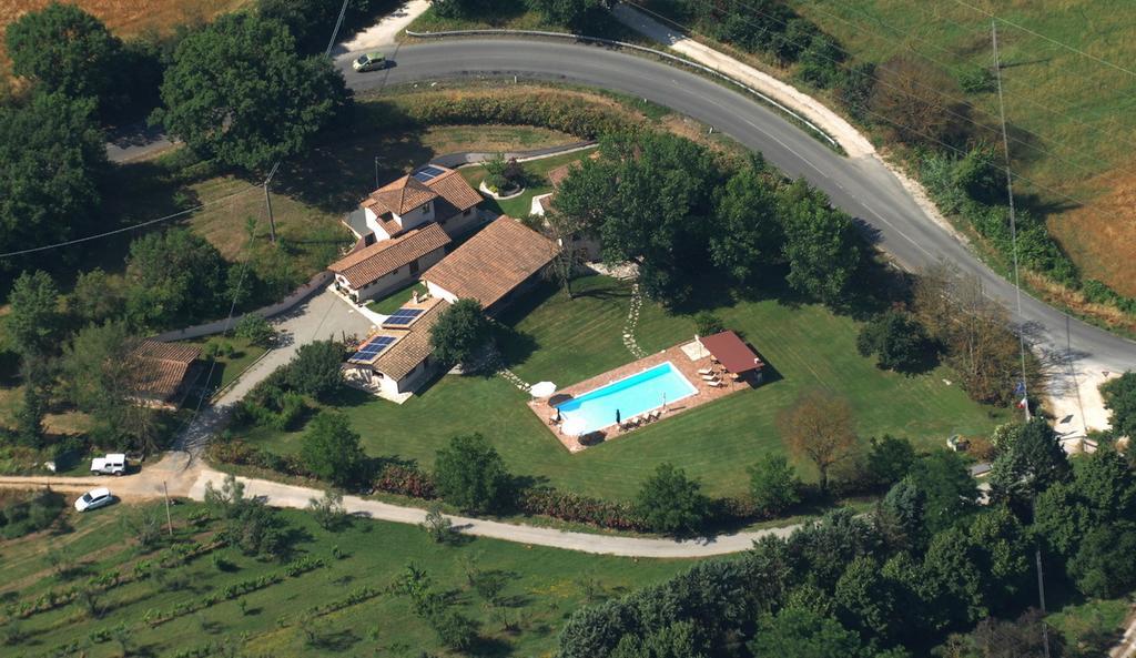 Villaggio Del Sole Giove Luaran gambar